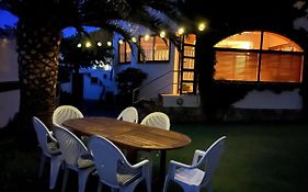 Casa A L'Escala Amb Jardi I Piscina Privada.