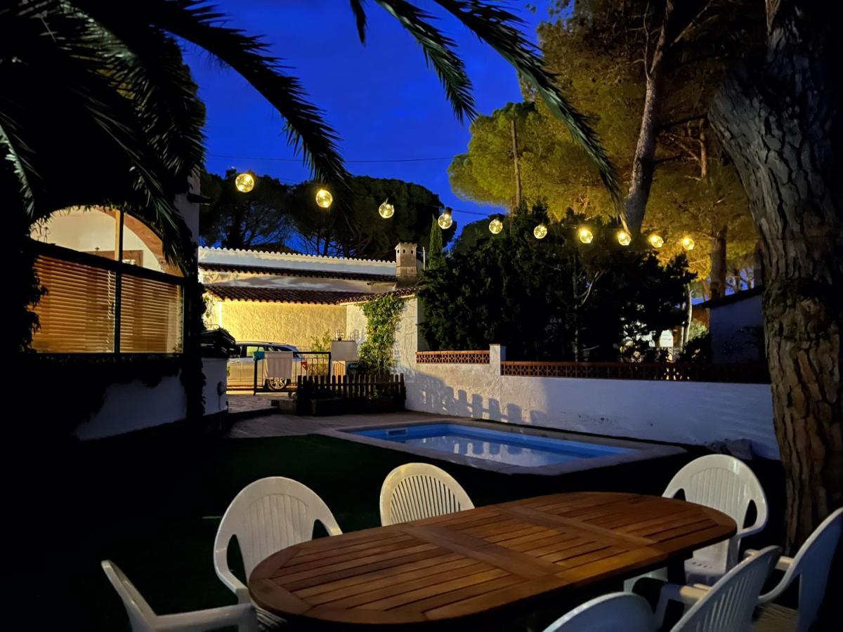 Villa Casa A L'Escala Amb Jardi I Piscina Privada. Extérieur photo